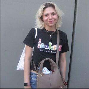 Meet your Posher, Fernanda